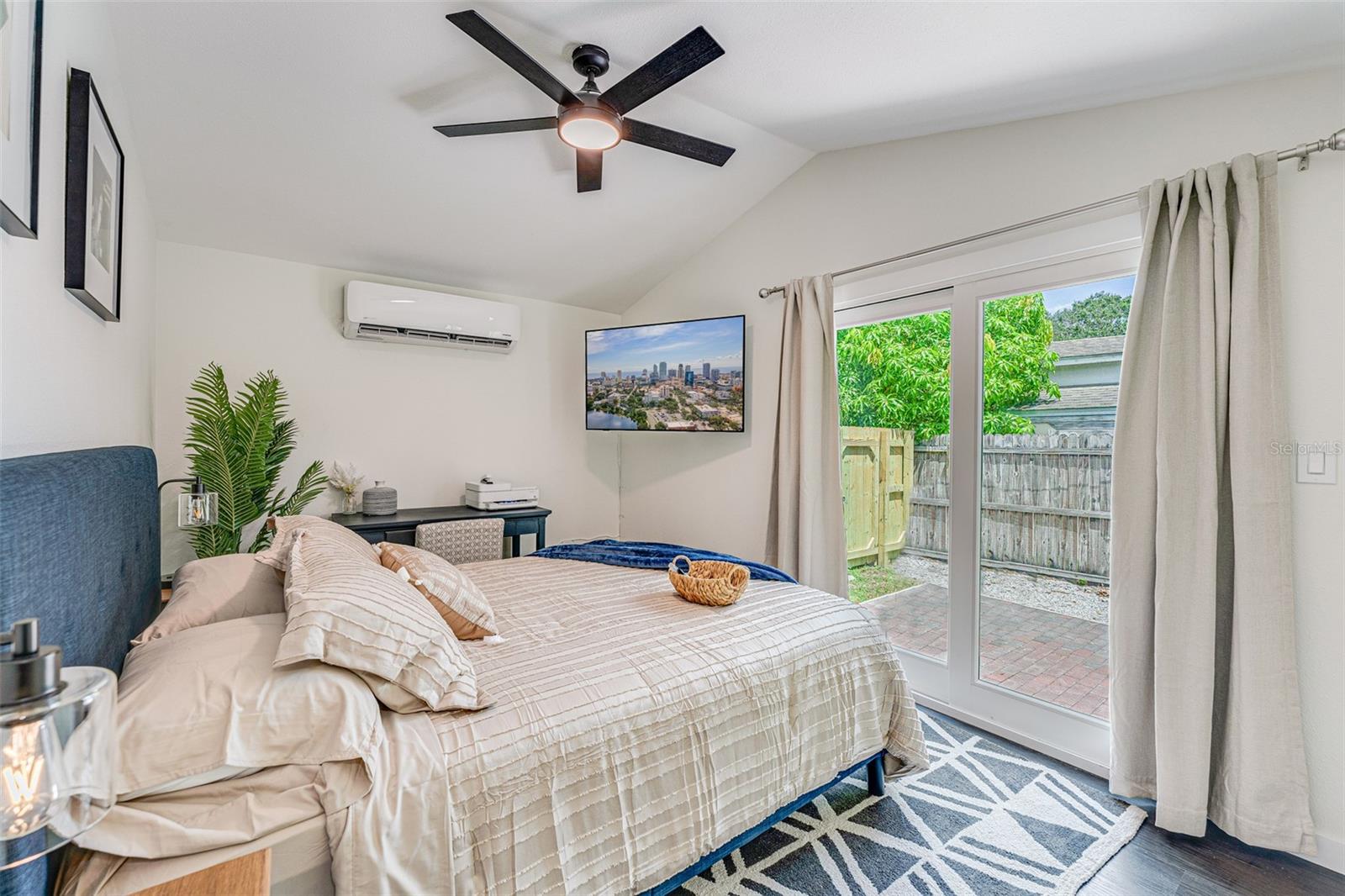 LAKE SHEFFIELD 1ST SEC - Residential