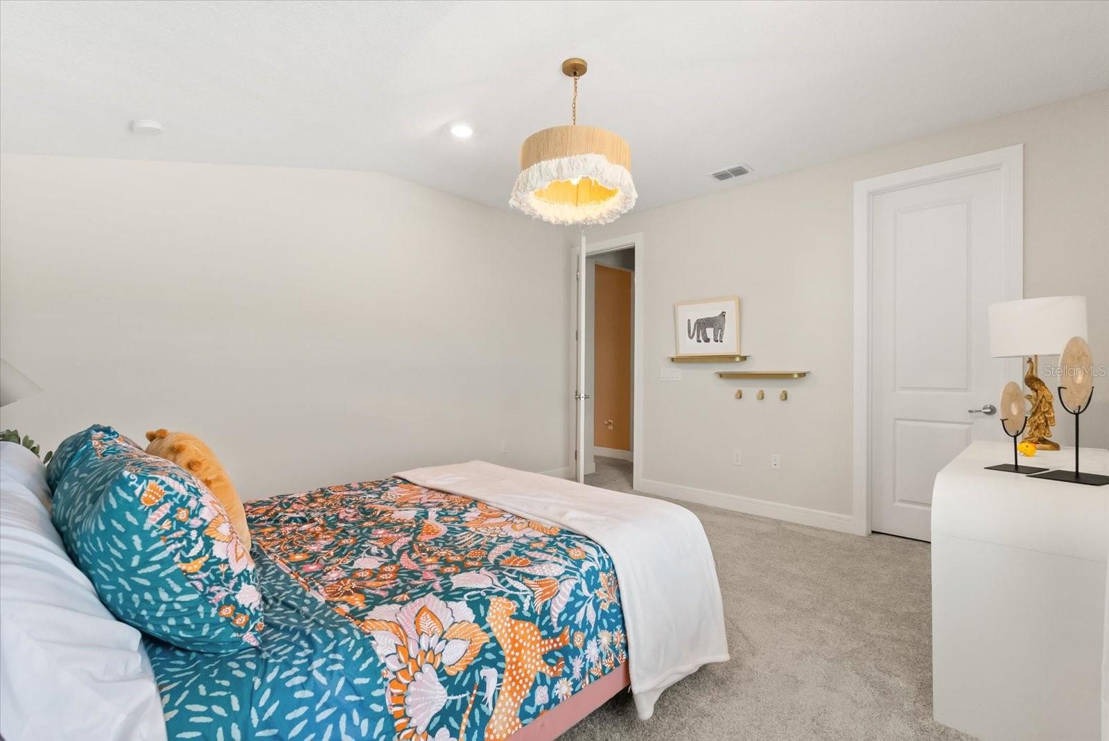 ESTS/LAKEVIEW PRESERVE - Residential