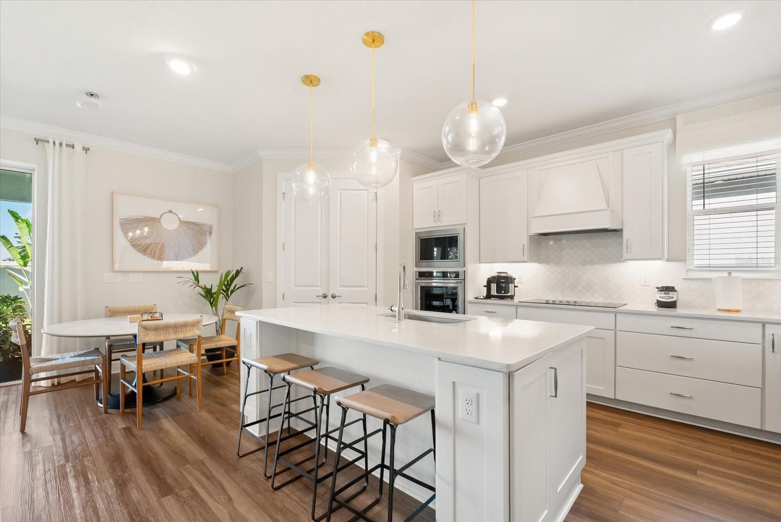 ESTS/LAKEVIEW PRESERVE - Residential