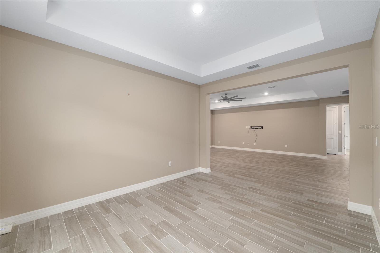 BELLECHASE OAK HAMMOCK - Residential