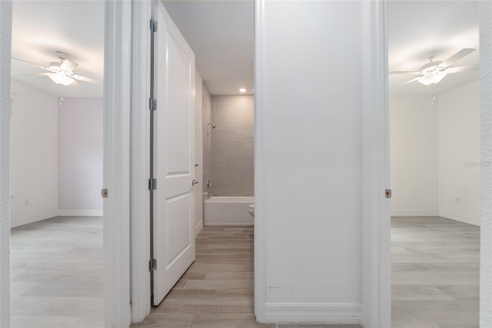 BELLECHASE OAK HAMMOCK - Residential