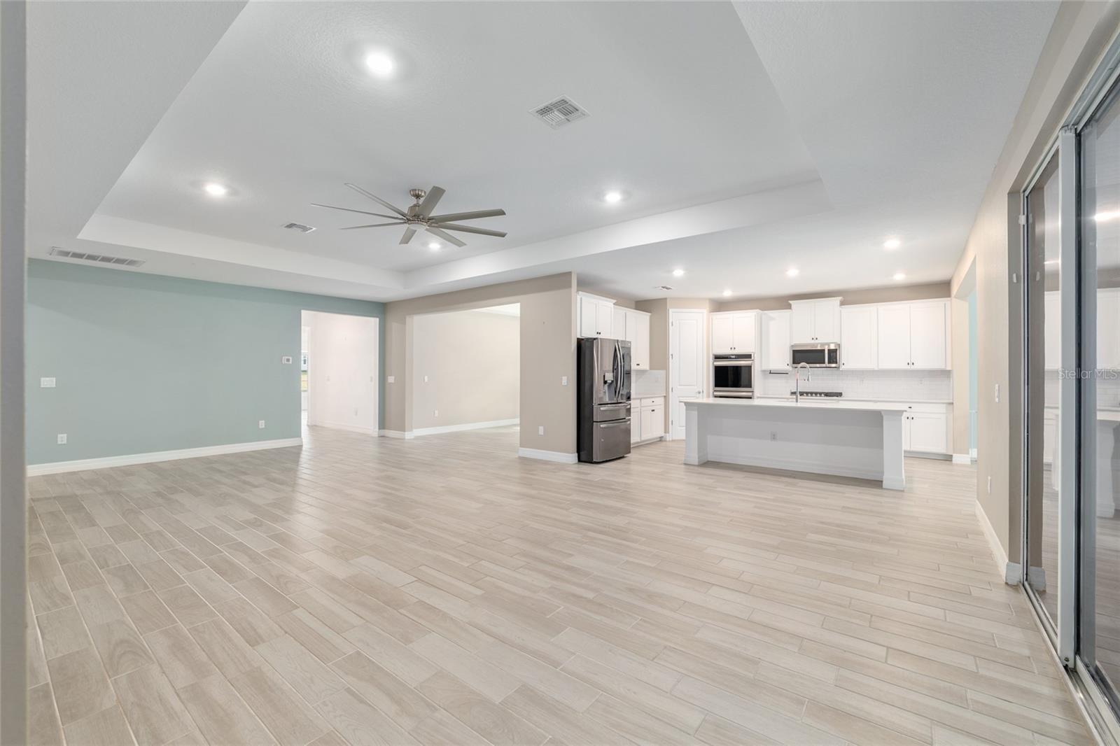 BELLECHASE OAK HAMMOCK - Residential