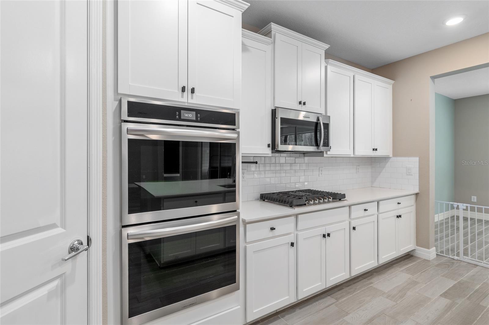 BELLECHASE OAK HAMMOCK - Residential