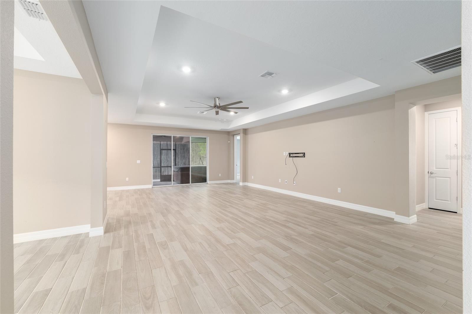 BELLECHASE OAK HAMMOCK - Residential