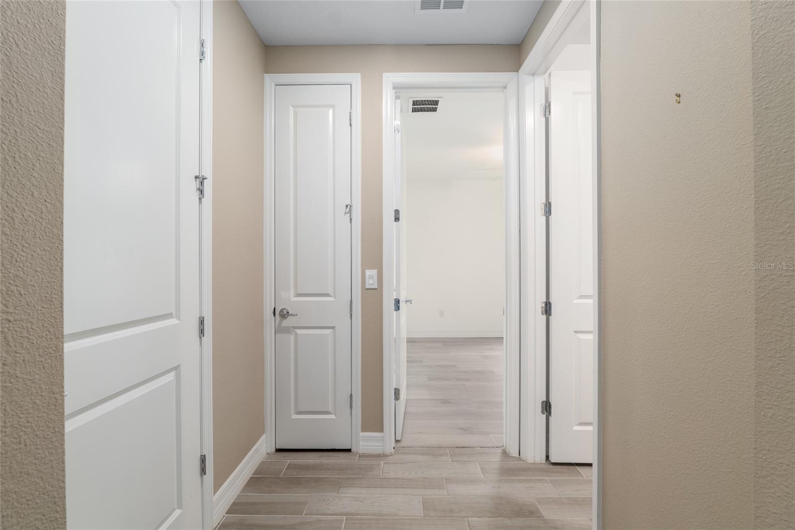 BELLECHASE OAK HAMMOCK - Residential