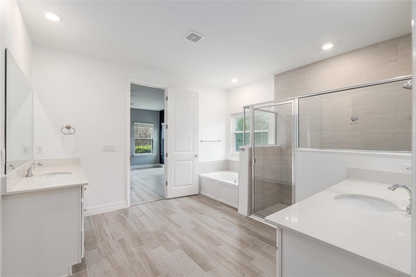 BELLECHASE OAK HAMMOCK - Residential