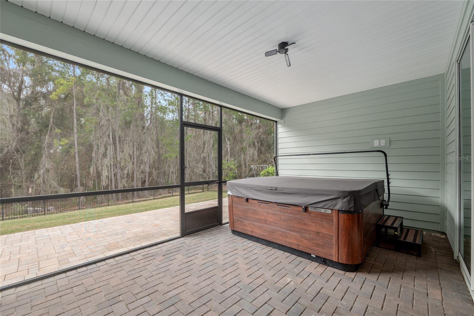 BELLECHASE OAK HAMMOCK - Residential
