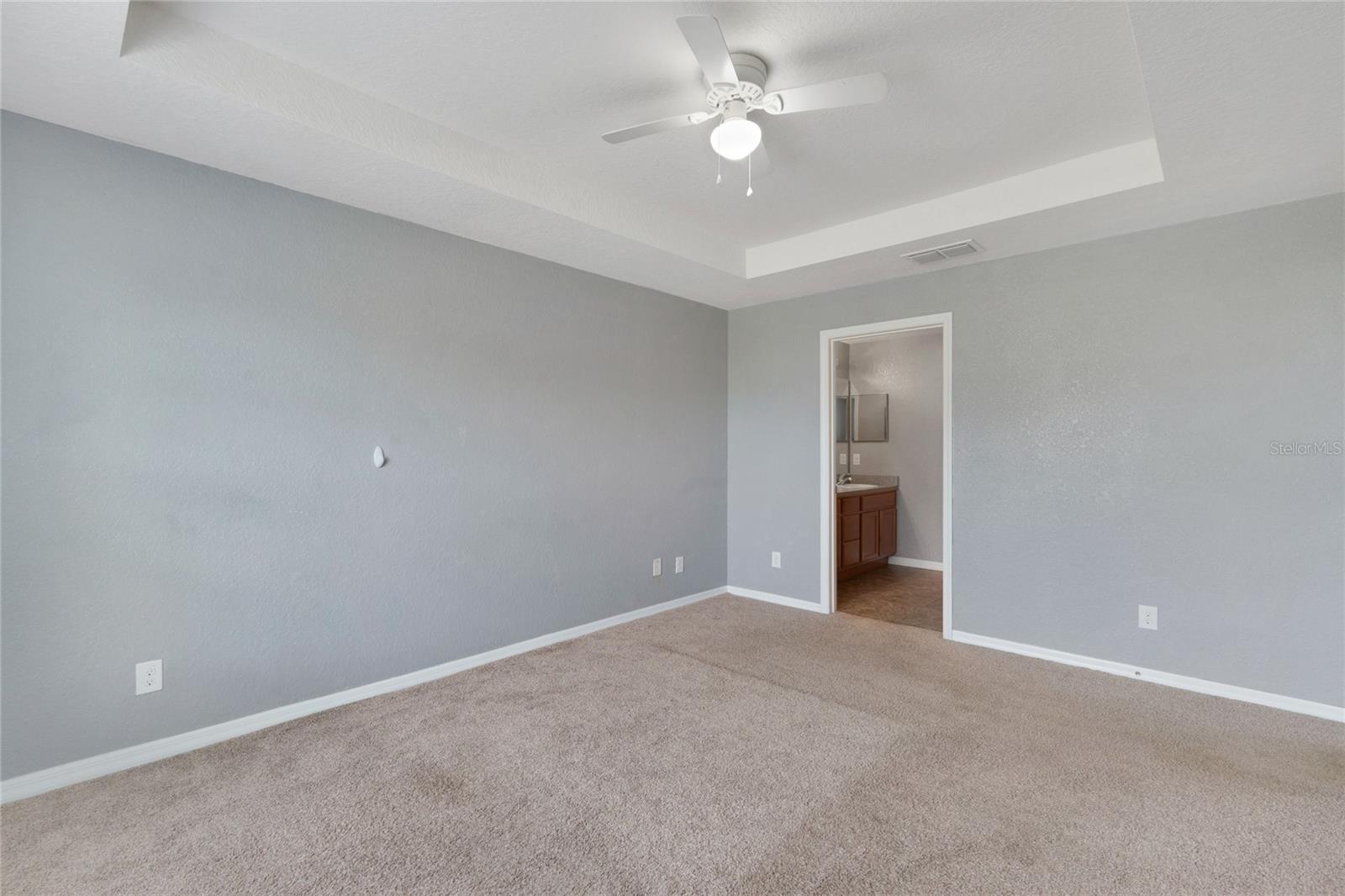 SNELL CREEK MANOR - Residential