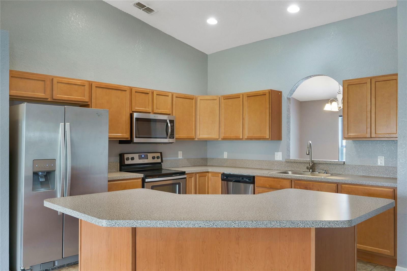 SNELL CREEK MANOR - Residential