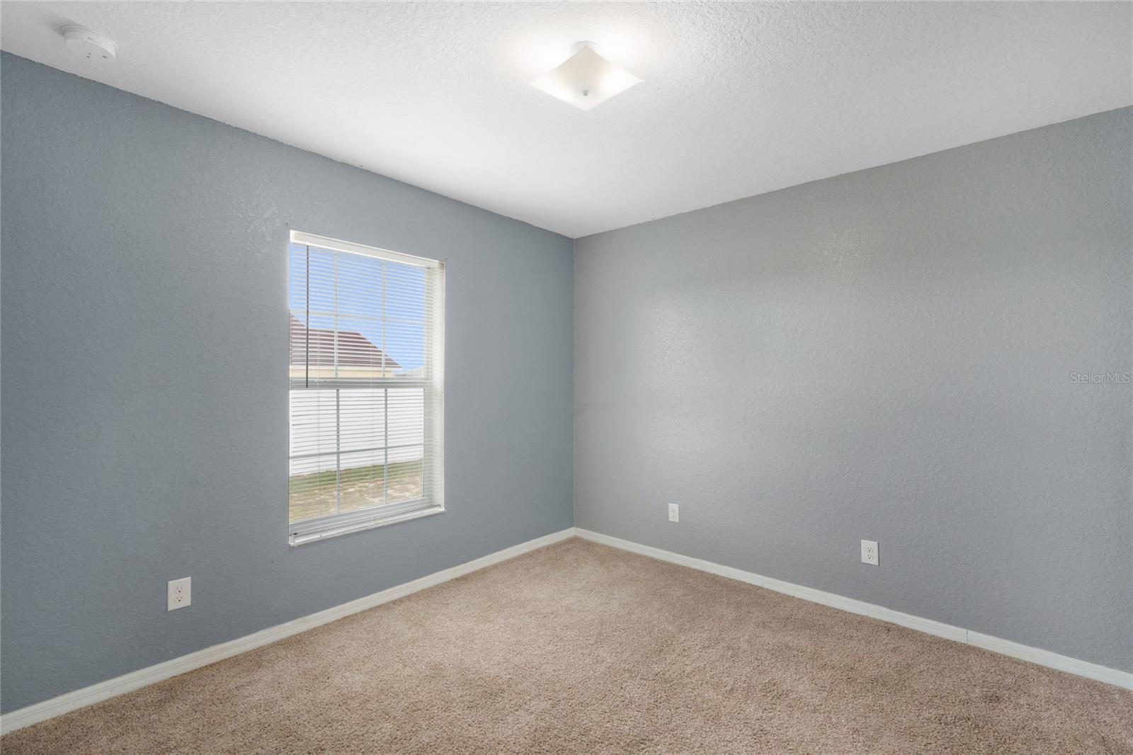 SNELL CREEK MANOR - Residential