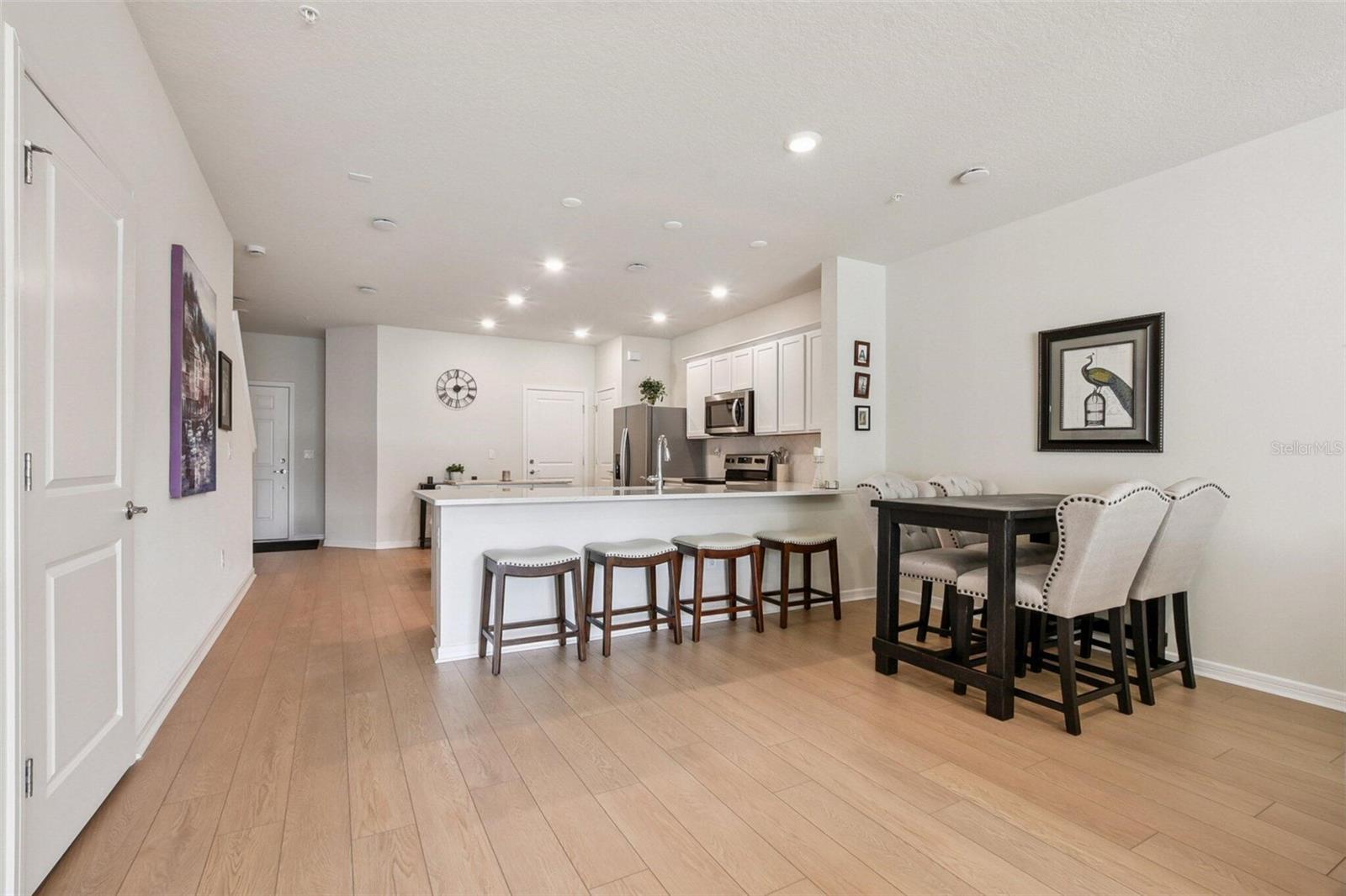 2808 BRIGHT BIRD LANE