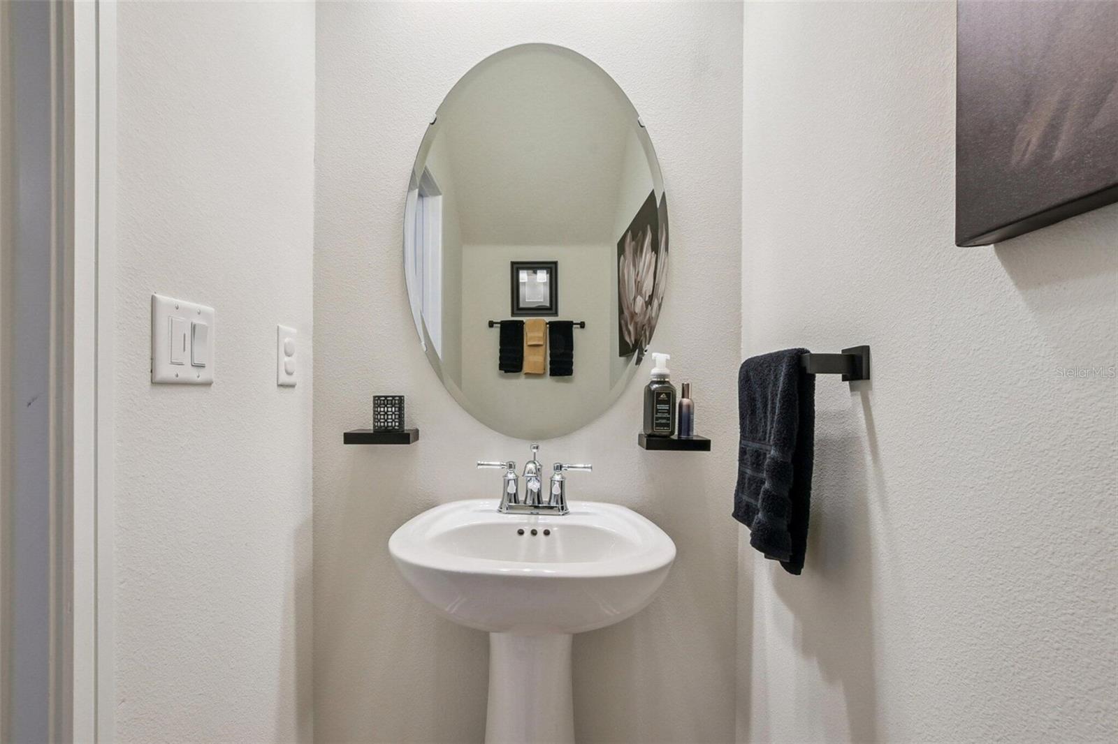 GRAYSON SQUARE - Residential