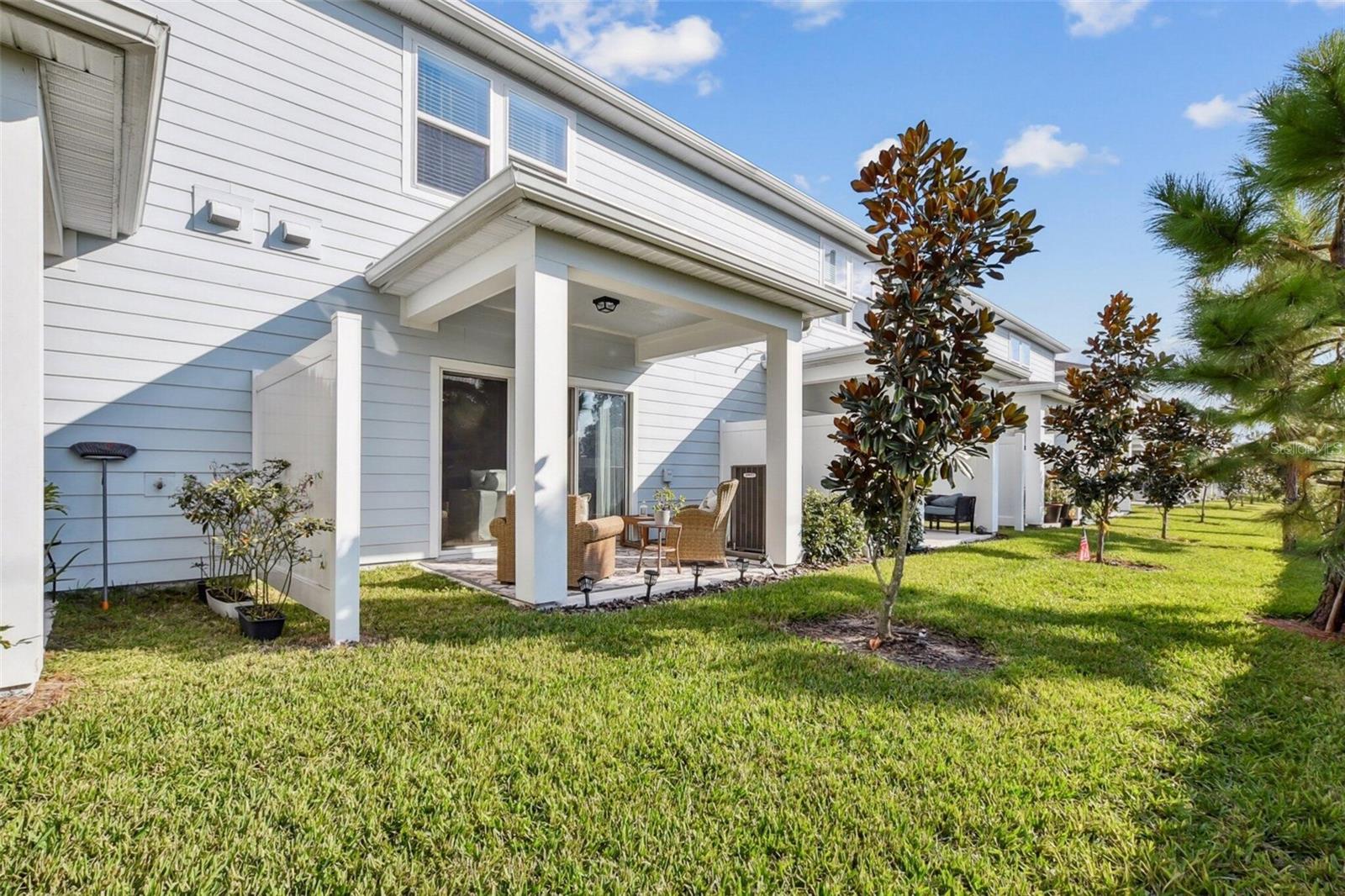 GRAYSON SQUARE - Residential