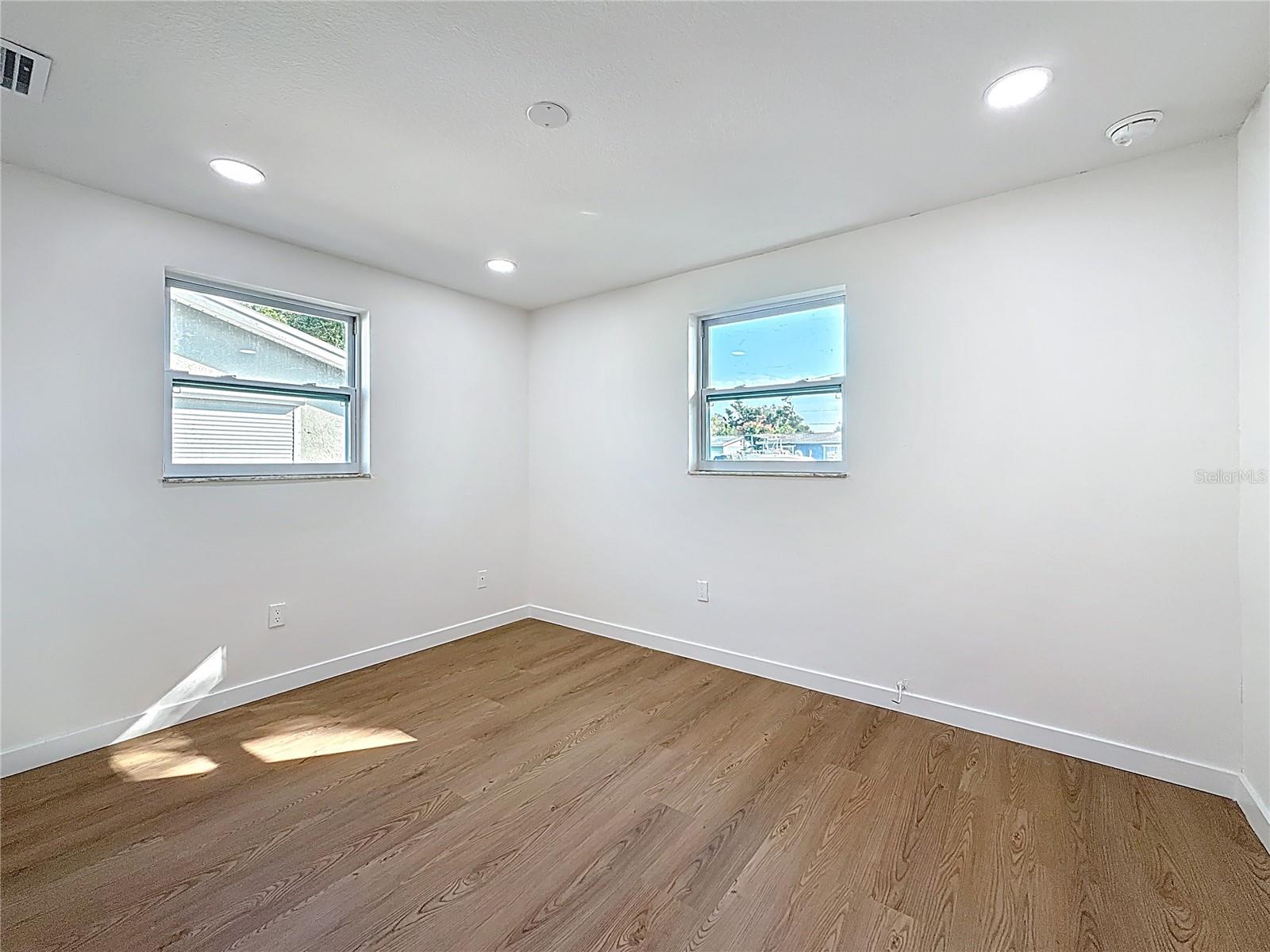 GREENDALE ESTATES 2ND ADD - Residential