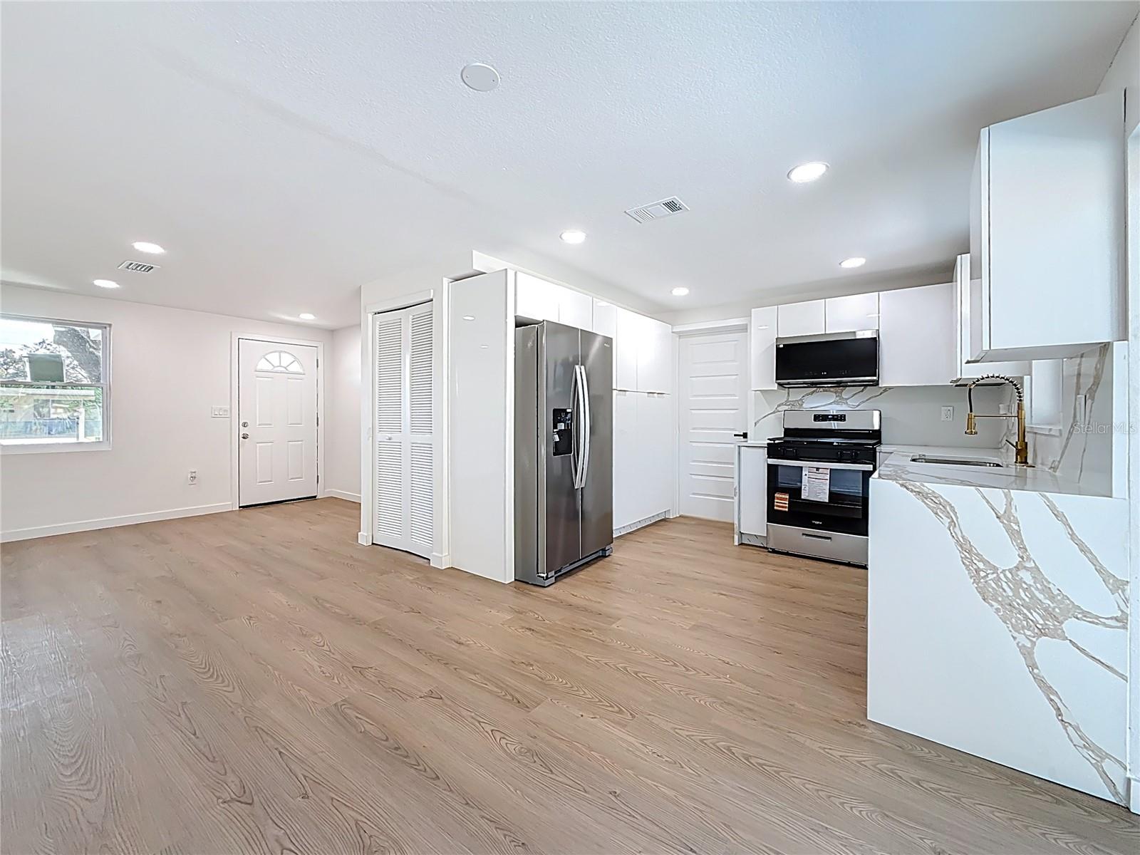 GREENDALE ESTATES 2ND ADD - Residential