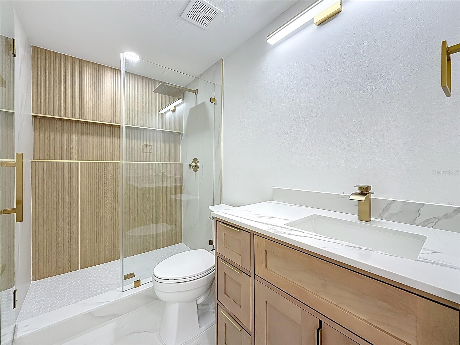 GREENDALE ESTATES 2ND ADD - Residential