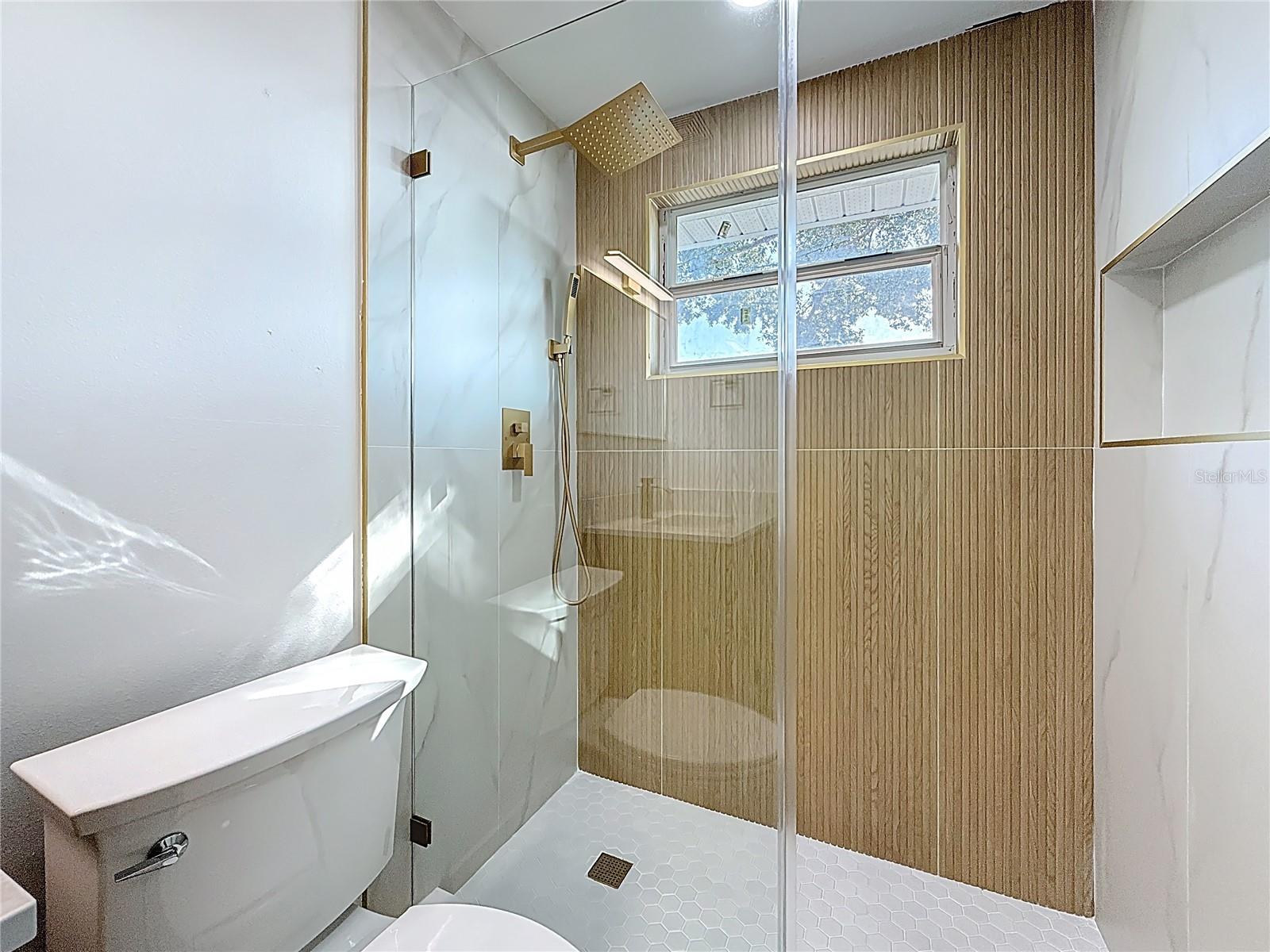 GREENDALE ESTATES 2ND ADD - Residential