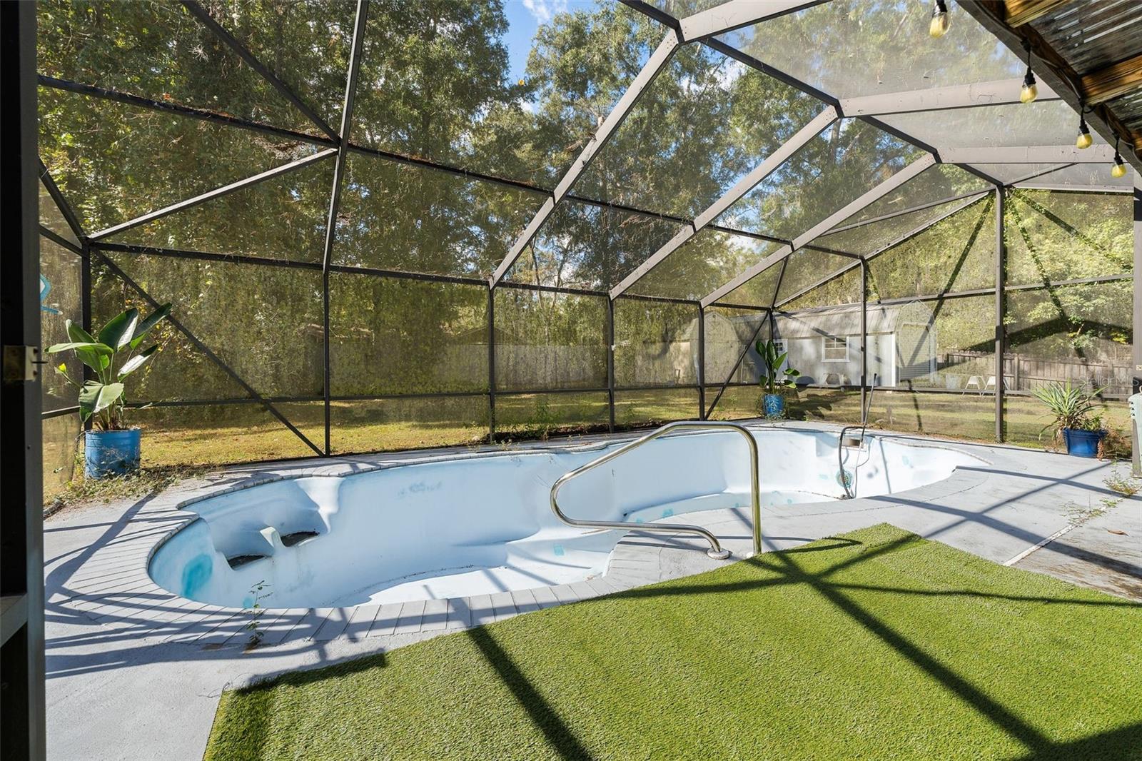 EMERALD WOODS II - Residential