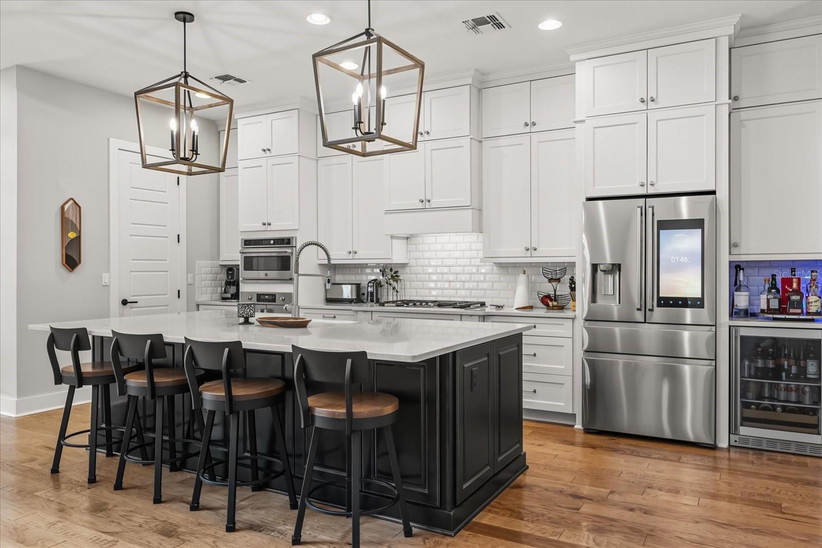 KENILWORTH ESTATES - Residential