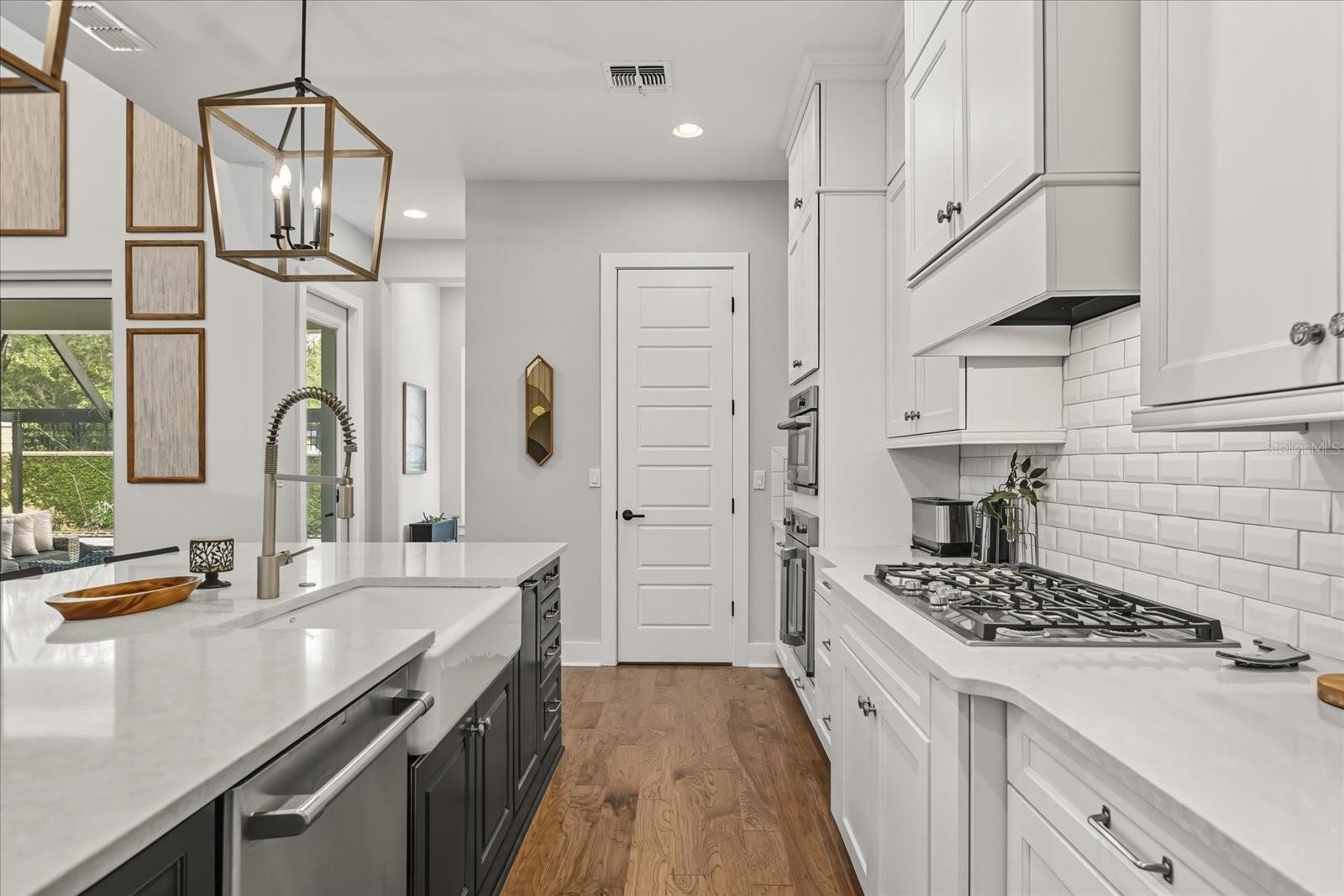 KENILWORTH ESTATES - Residential