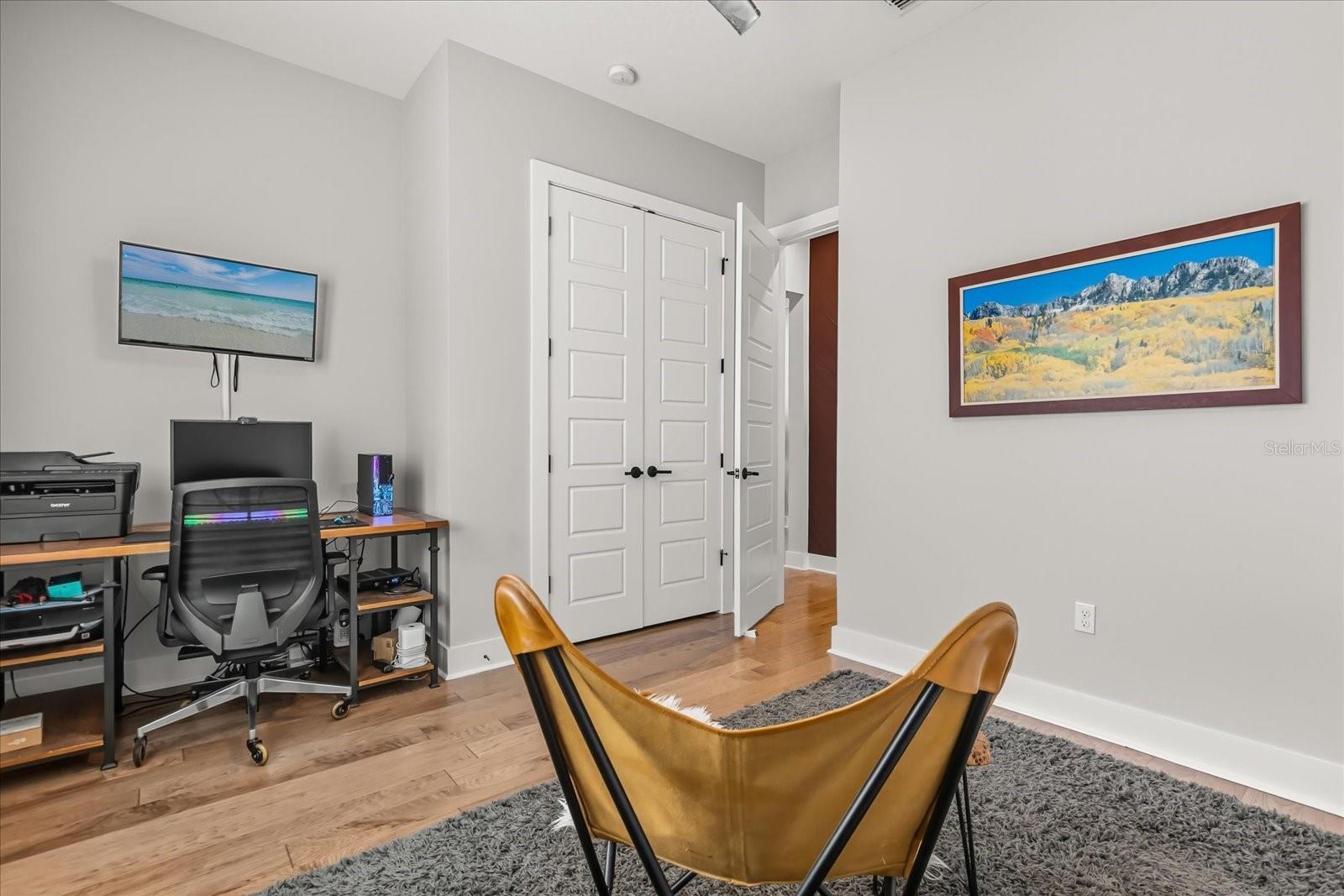 KENILWORTH ESTATES - Residential