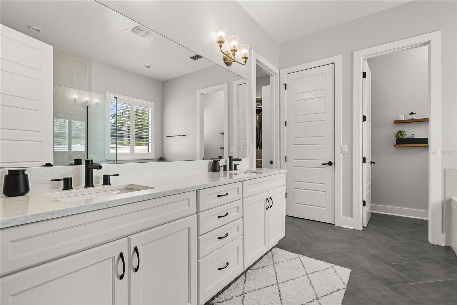 KENILWORTH ESTATES - Residential