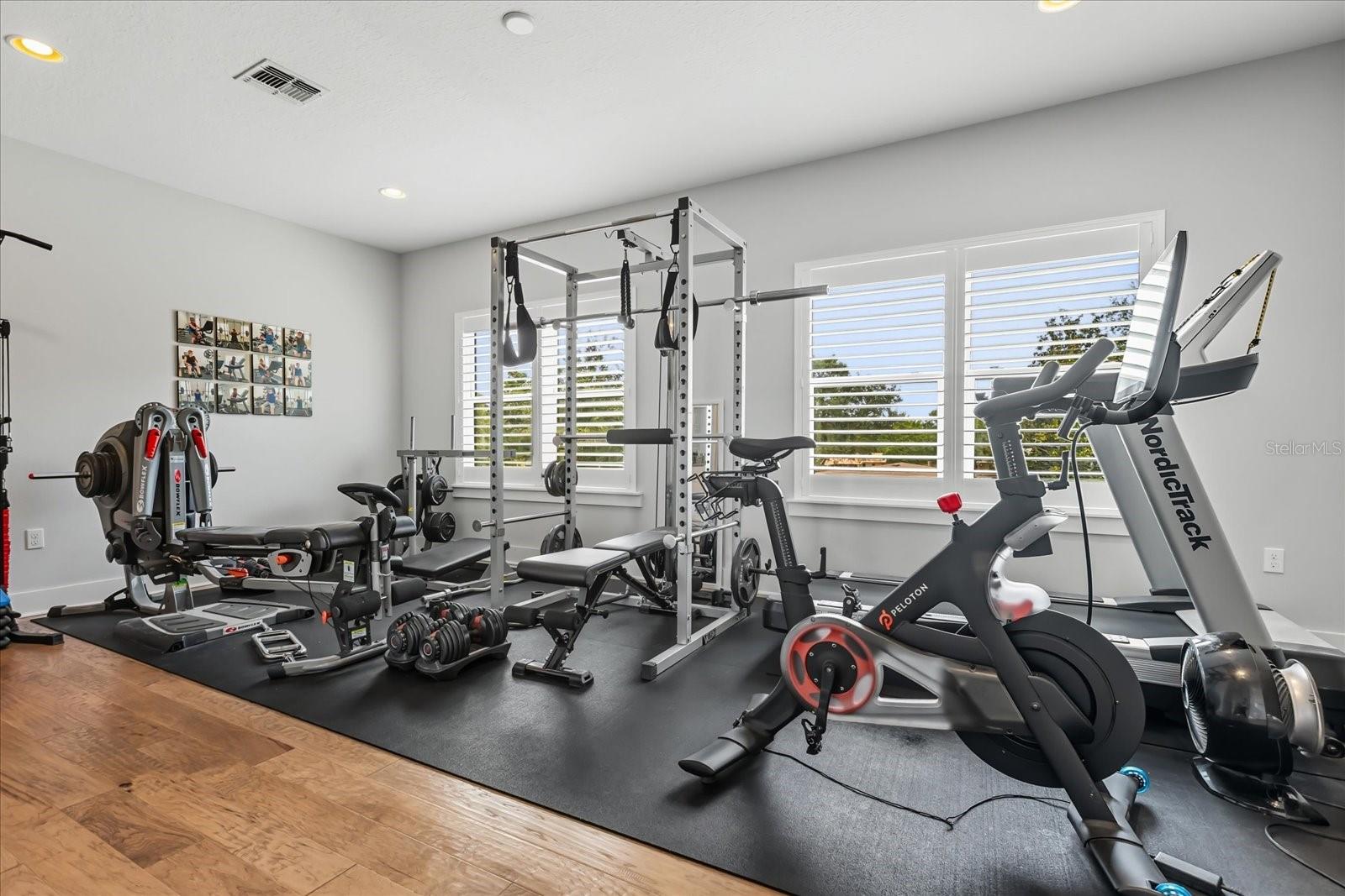 KENILWORTH ESTATES - Residential