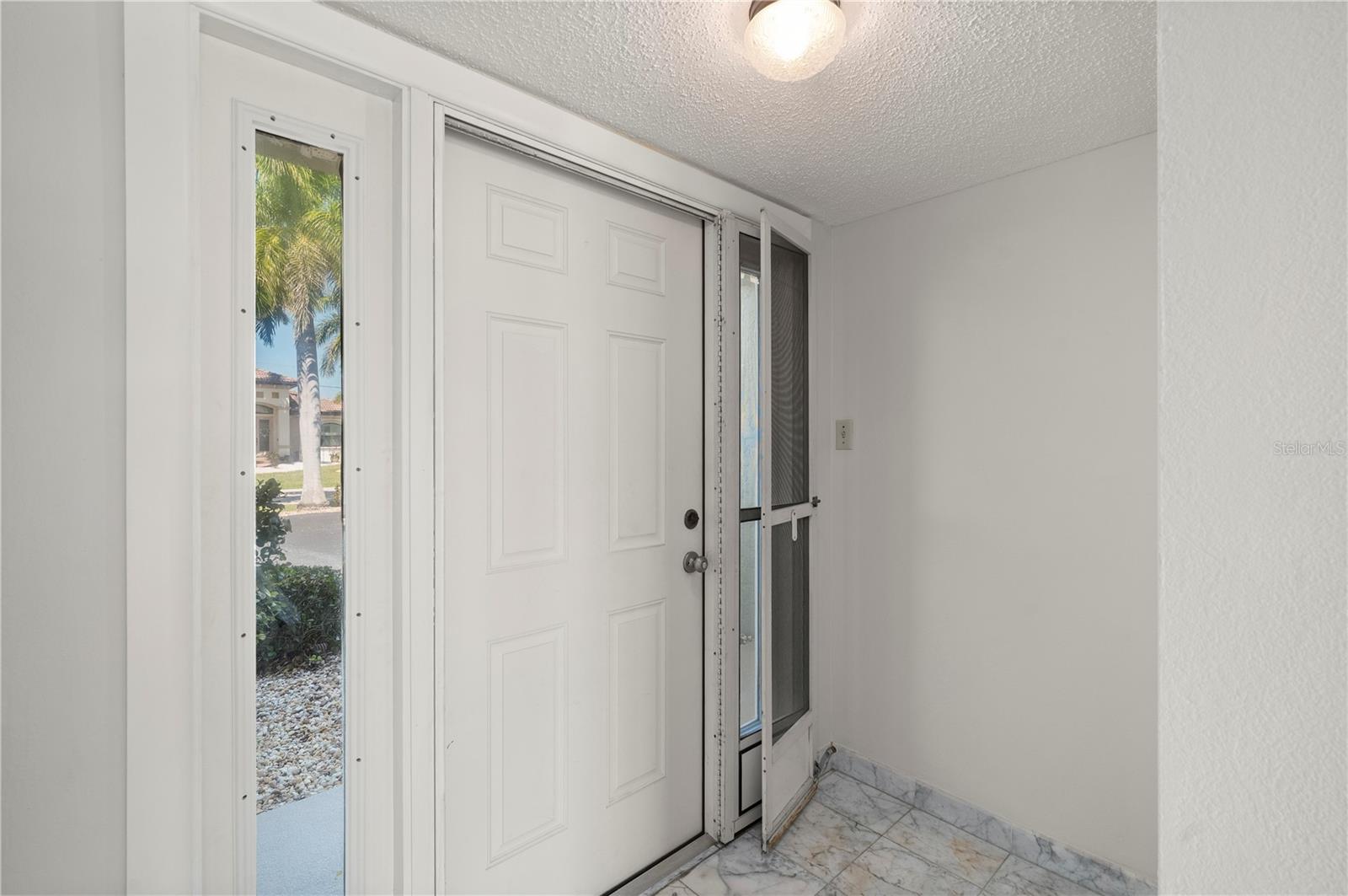 GOLDEN SANDS - Residential