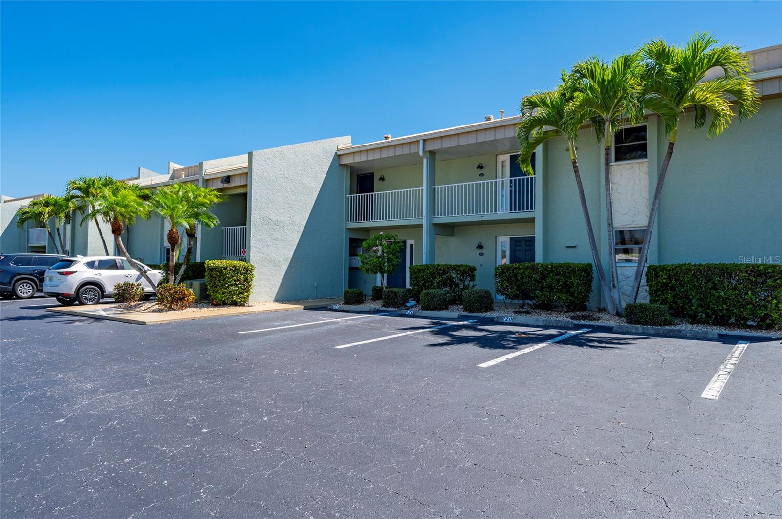 GOLDEN SANDS - Residential