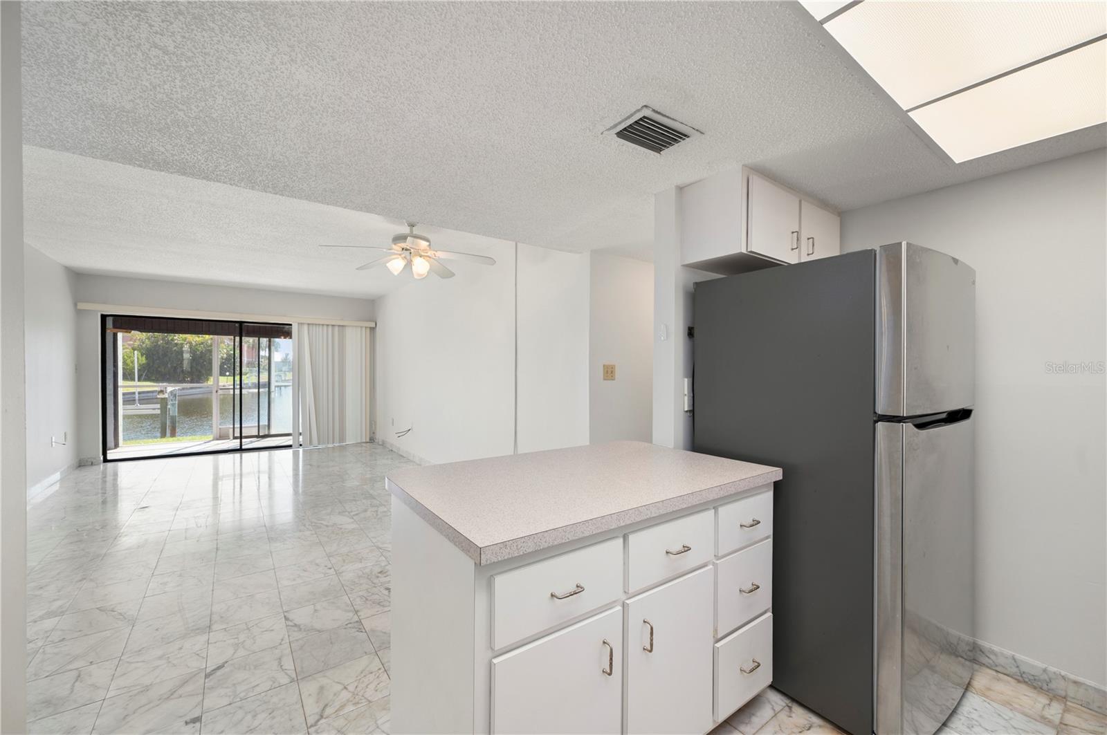 GOLDEN SANDS - Residential