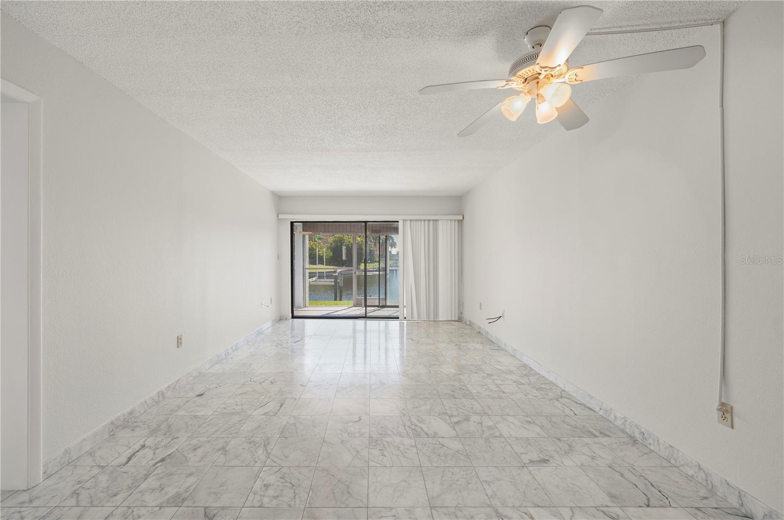 GOLDEN SANDS - Residential