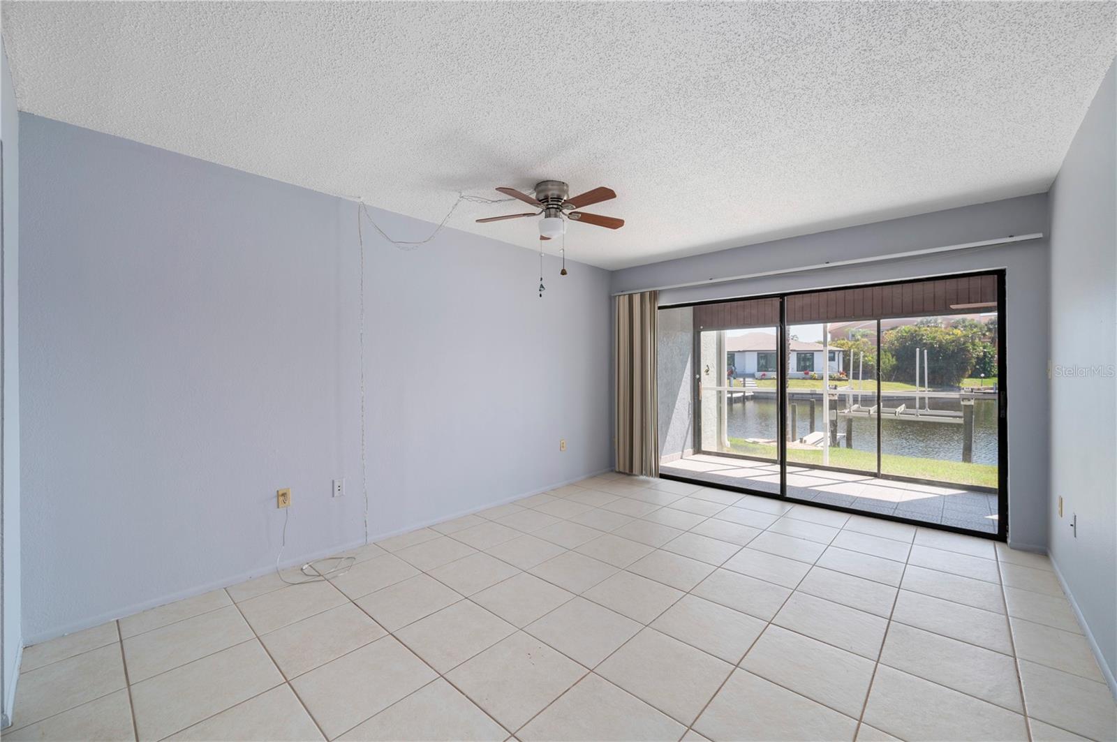 GOLDEN SANDS - Residential