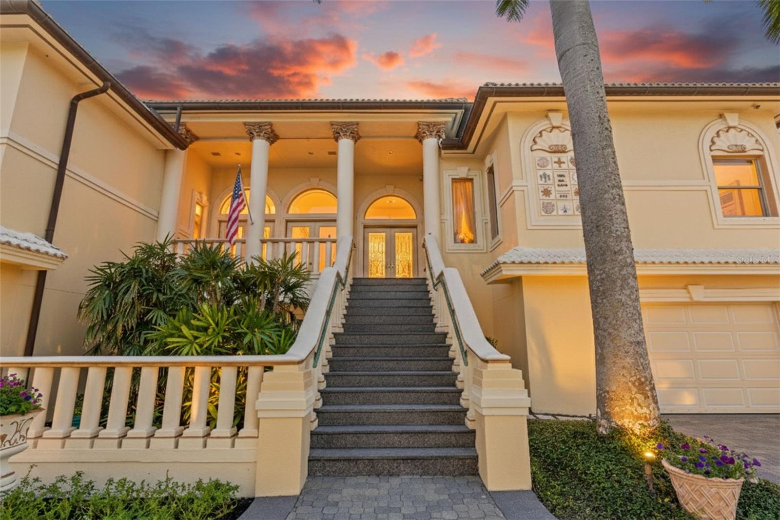 964 MONTE CRISTO BOULEVARD