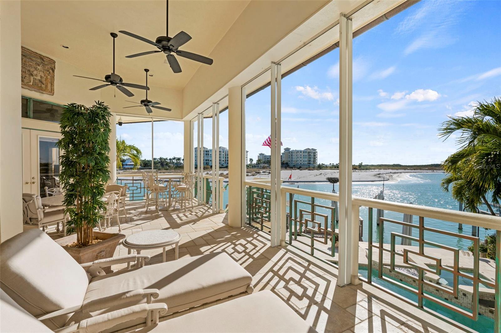 TIERRA VERDE UNIT 1 4TH REP TR B REP - Residential