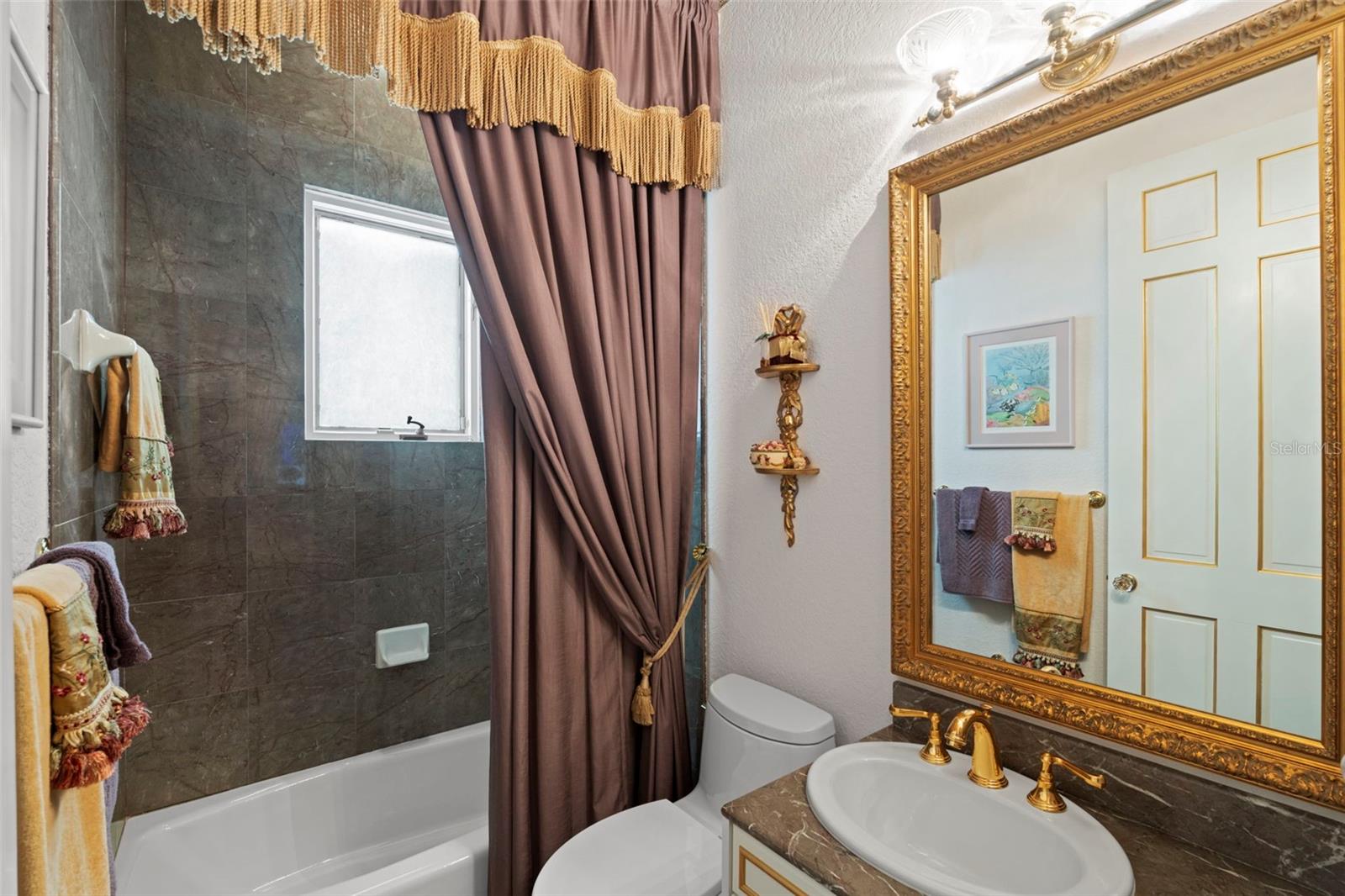 TIERRA VERDE UNIT 1 4TH REP TR B REP - Residential