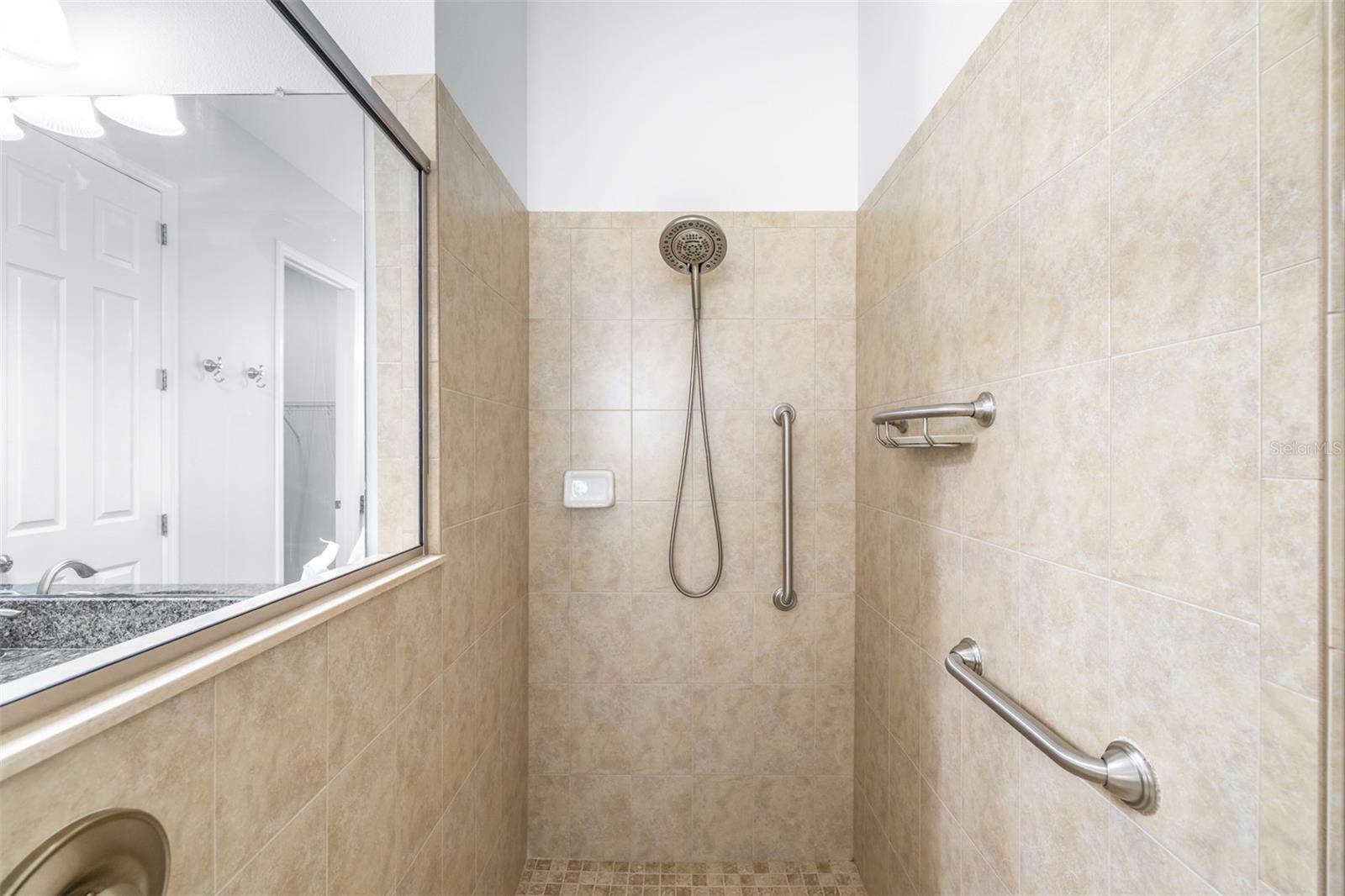 LAKESHORE RANCH PH I - Residential