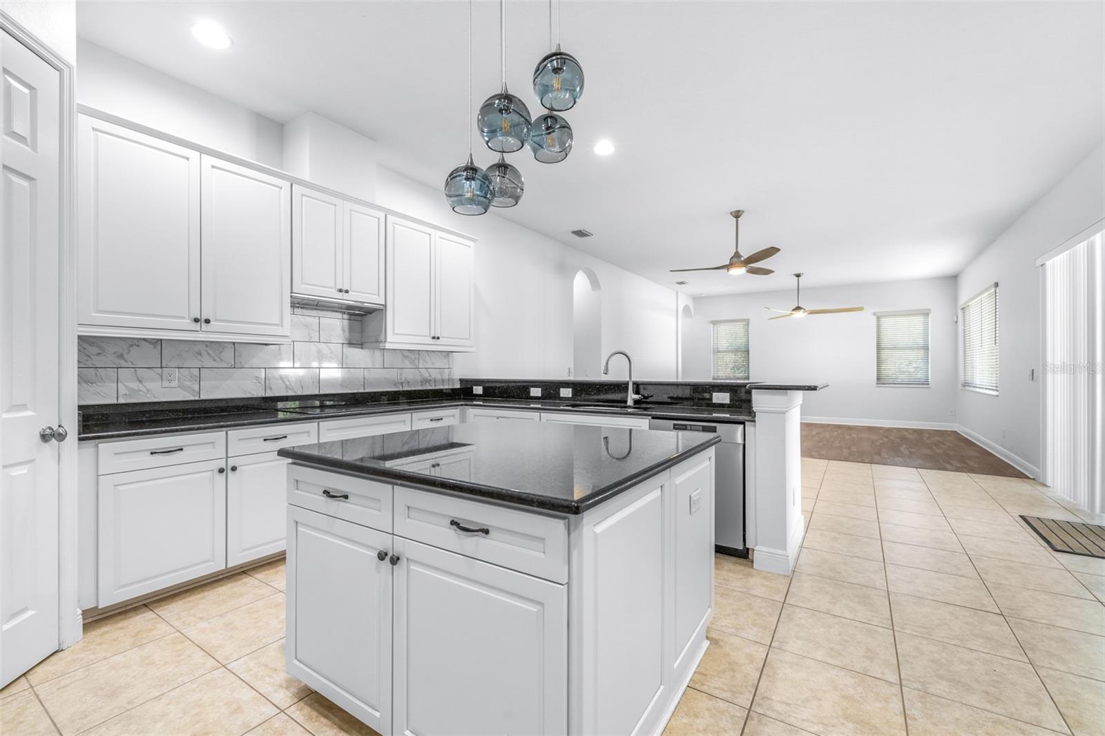 LAKESHORE RANCH PH I - Residential