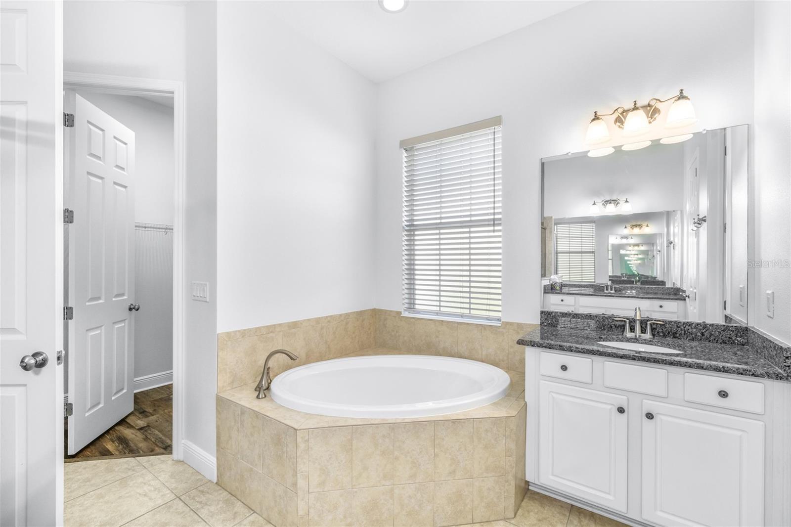 LAKESHORE RANCH PH I - Residential