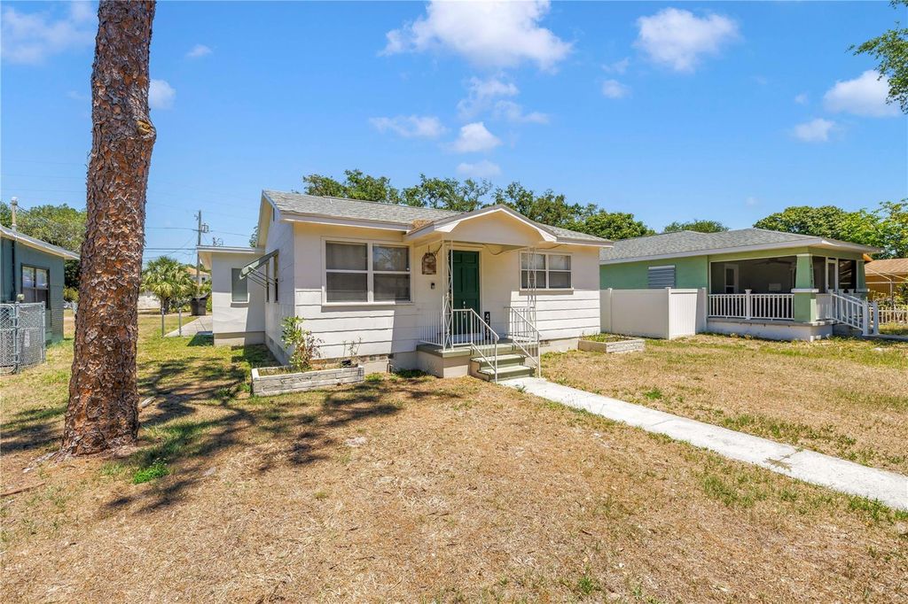 Photo of 4729 12th Avenue S, St Petersburg, FL 33711 (MLS # TB8501575)