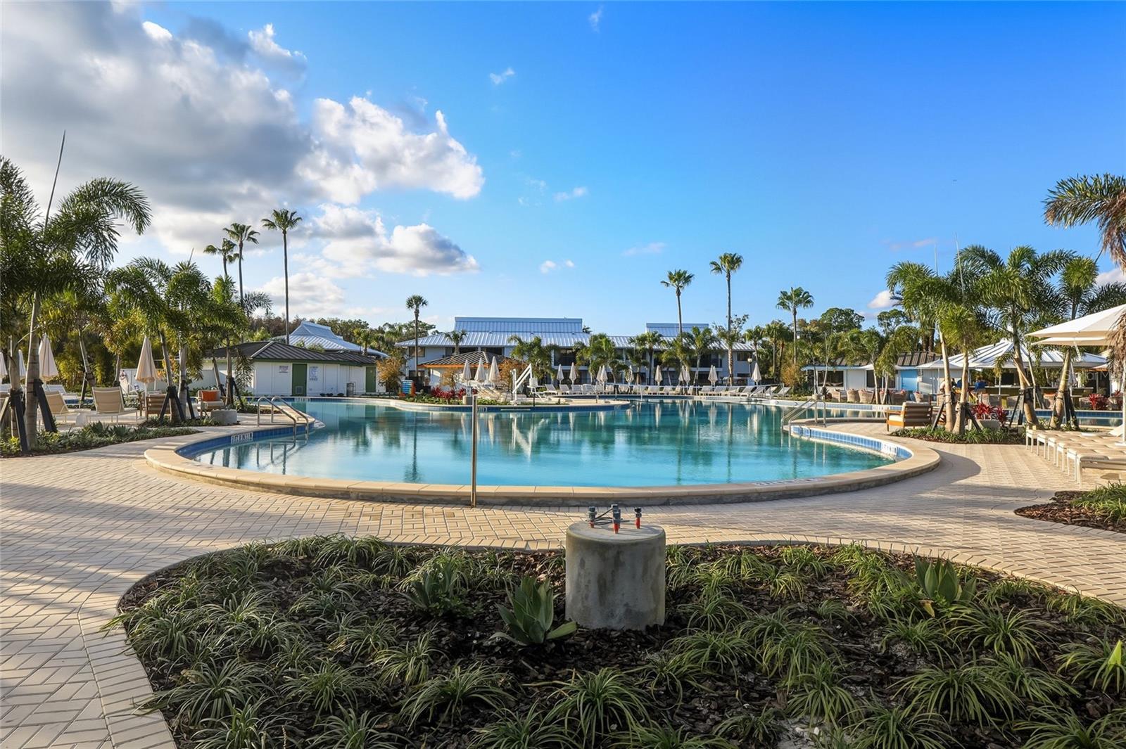 SADDLEBROOK - Residential