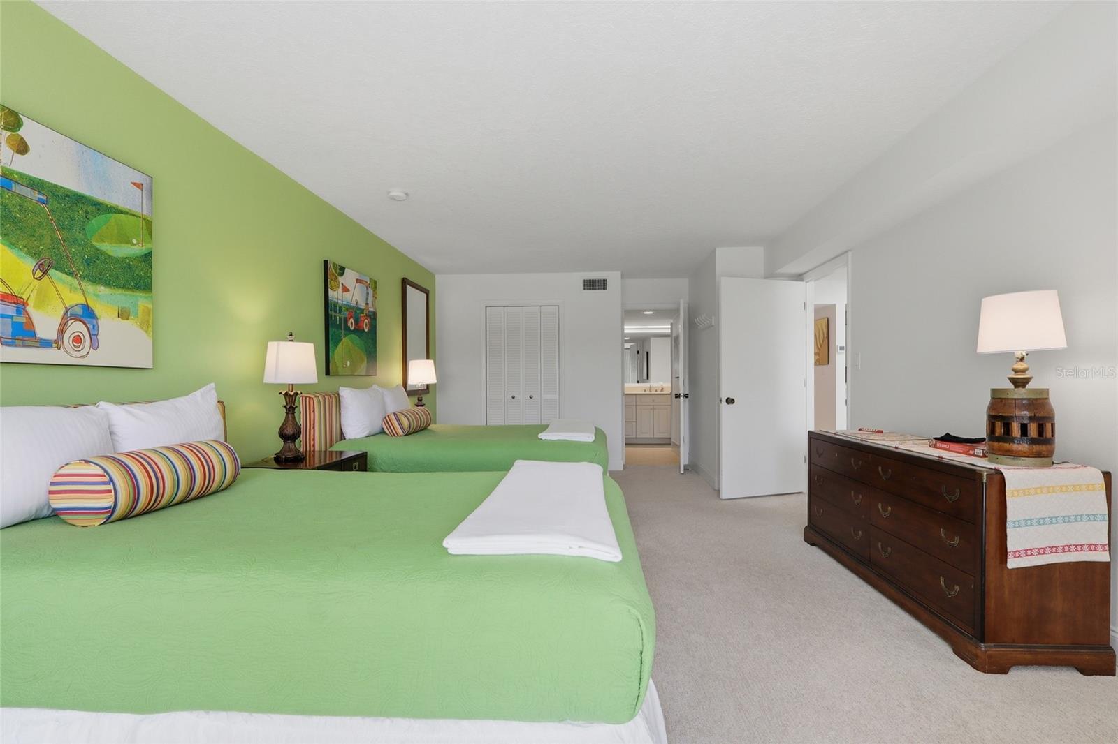 SADDLEBROOK - Residential