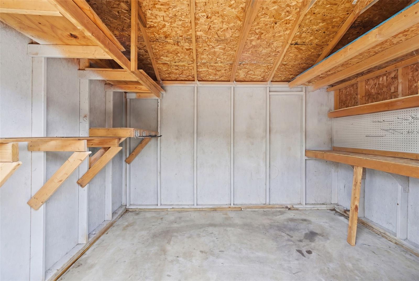 DELTONA LAKES UNIT 42 - Residential
