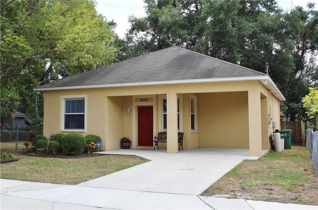 Photo of 2007 E 23rd Avenue, Tampa, FL 33605 (MLS # TB8443924)