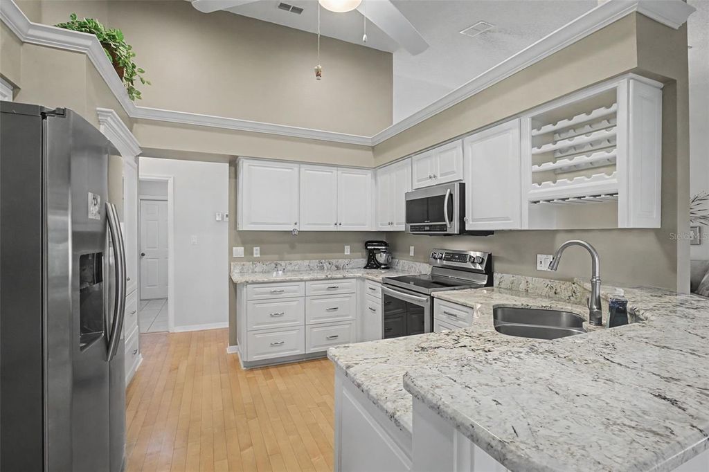 Photo of 4532 River Ridge Drive, Leesburg, FL 34748 (MLS # G5108460)