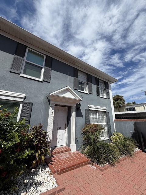 Photo of 218 S Tampania Avenue, Tampa, FL 33609 (MLS # TB8431149)