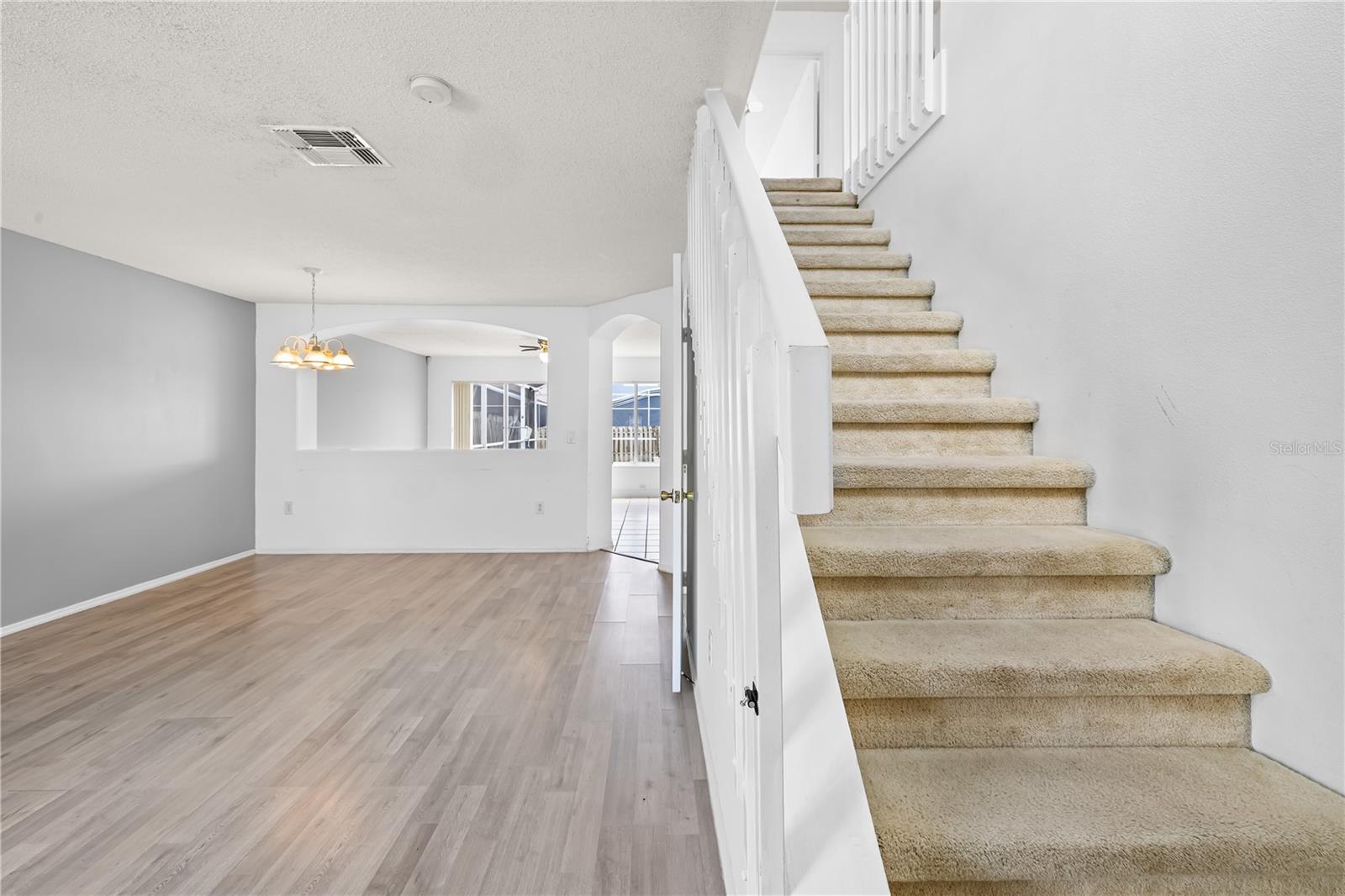 1212 SANDBROOK DRIVE