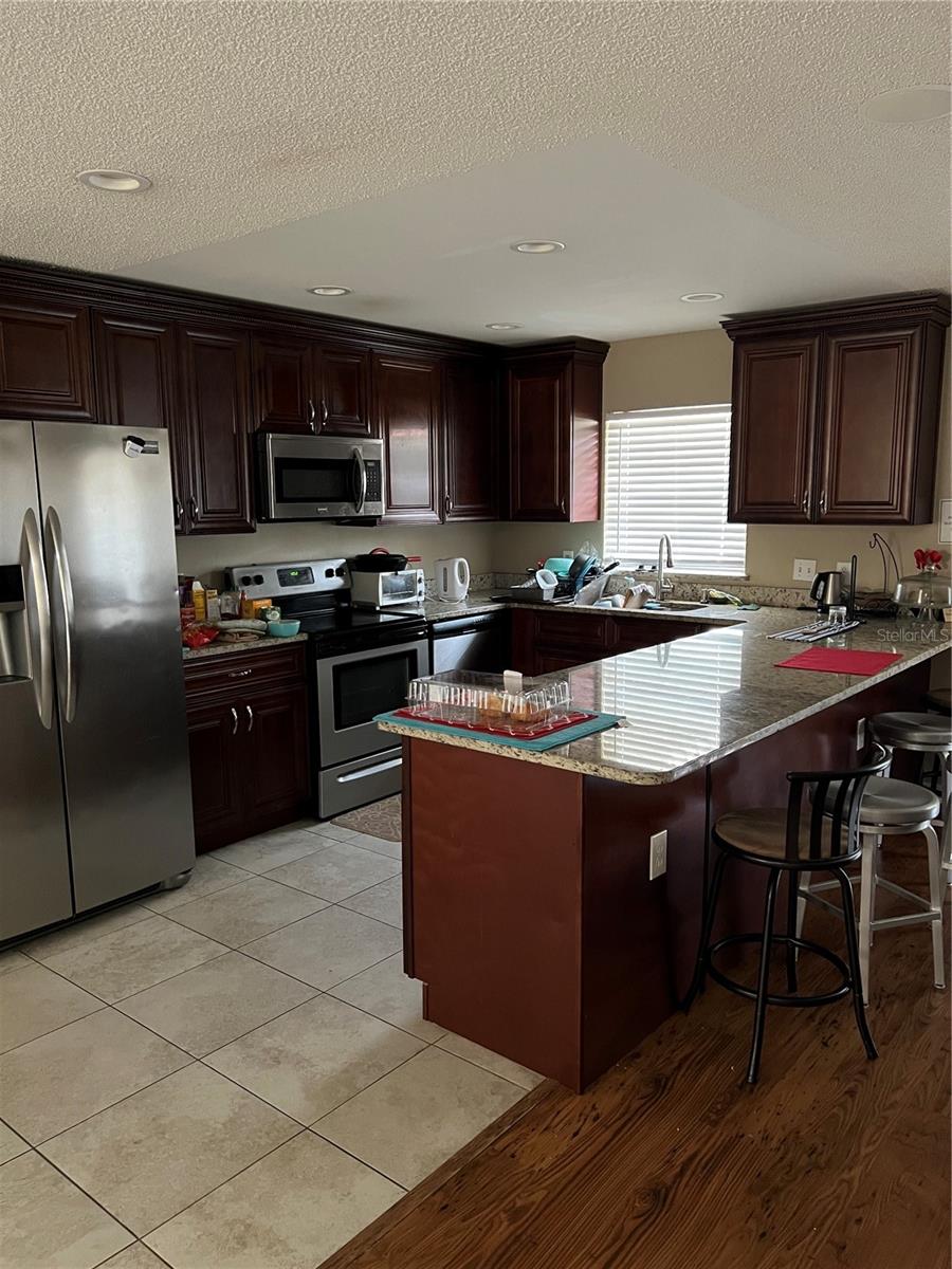 LAKE SHERWOOD HILLS GROVE SEC 07 - Residential Lease