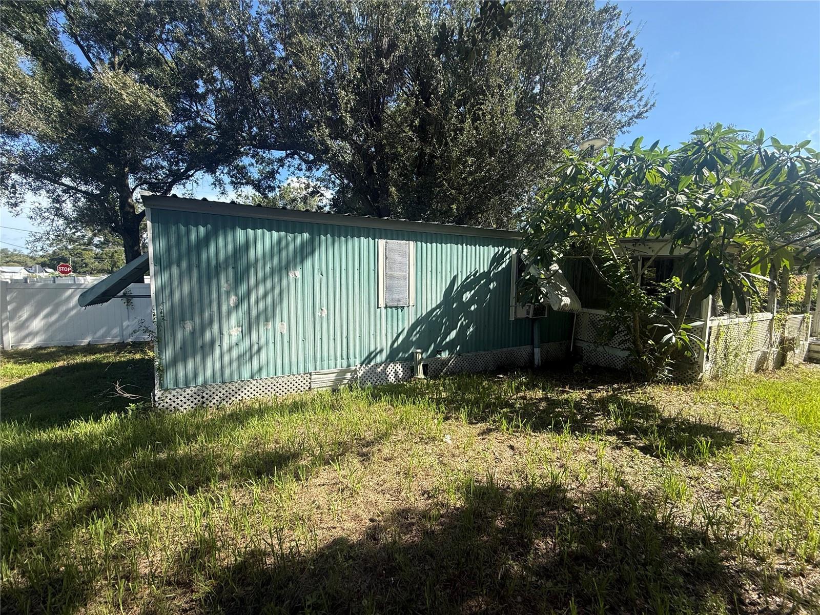 10004 MASSACHUSETTS STREET, GIBSONTON, FL, 33534 2 10004 MASSACHUSETTS STREET