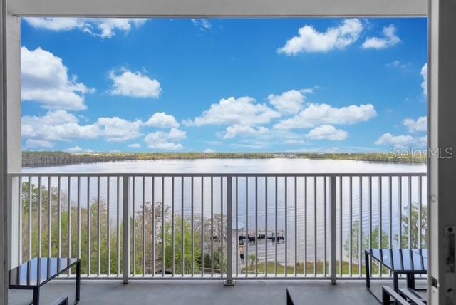 BLUE HERON BEACH RESIDENCE TOWER I - Residential