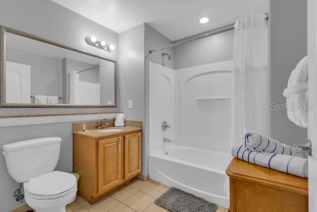 BLUE HERON BEACH RESIDENCE TOWER I - Residential